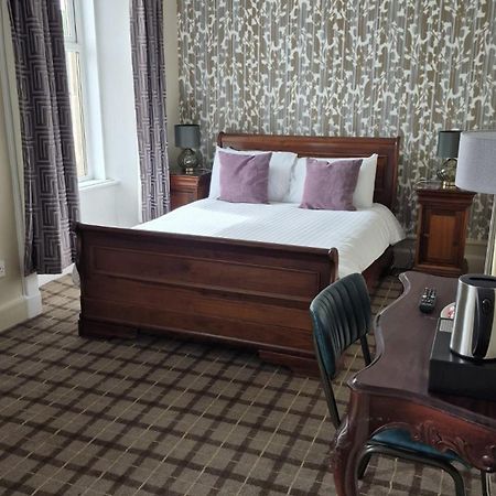 Commercial Hotel Alness Esterno foto
