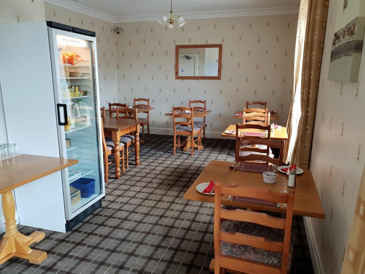 Commercial Hotel Alness Esterno foto