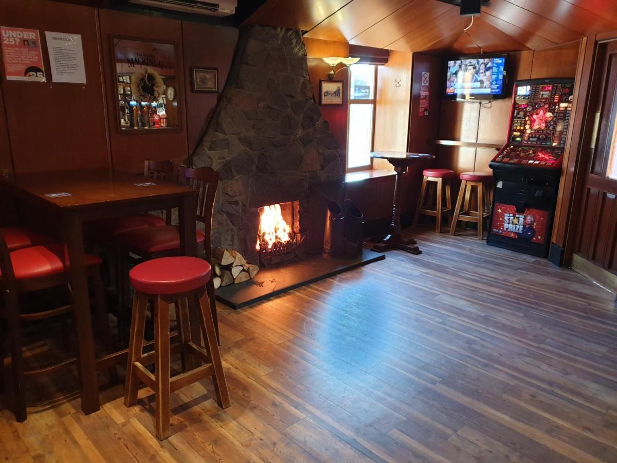 Commercial Hotel Alness Esterno foto