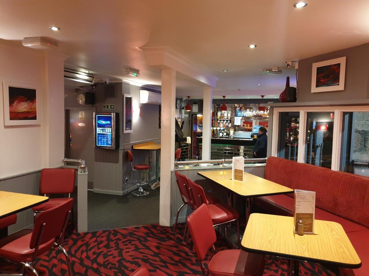 Commercial Hotel Alness Esterno foto